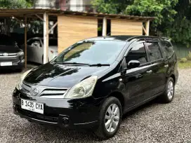NISSAN GRAND LIVINA 2013