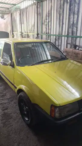 Toyota Corolla SL 84 MT