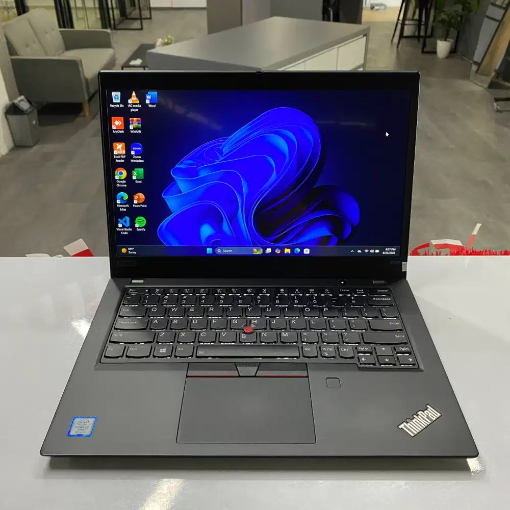 LAPTOP LENOVO THINKPAD T490 CI7 GEN 8 TOUCHSCREEN MURAH BERGARANSI