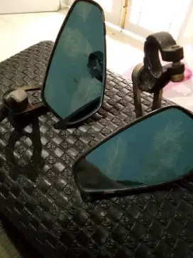 Kaca spion jalu
