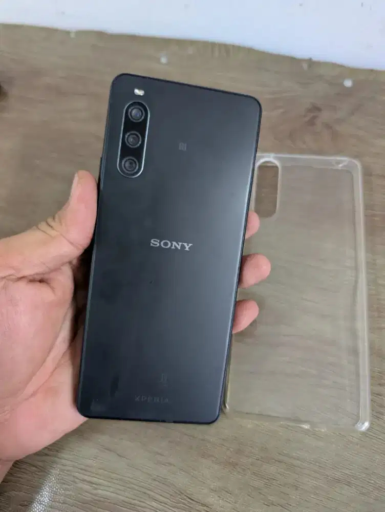 Sony xperia 10 gen 4 atau xperia 10 iv kondisi mulus bh 99% sinyal 5g
