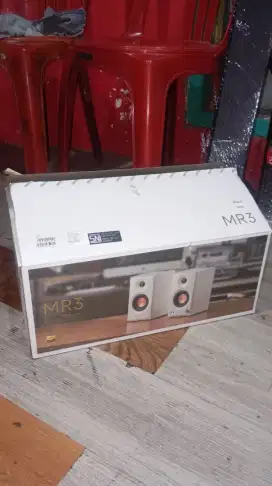 edifier mr 3 baru dipakai 2 hari