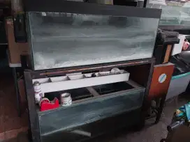 Aquarium ikan bekas
