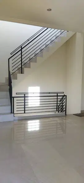 Rumah 2 Lantai Strategis Di Tebet Jakarta Selatan S7083