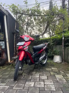 Honda Revo 2007 100cc - Merah