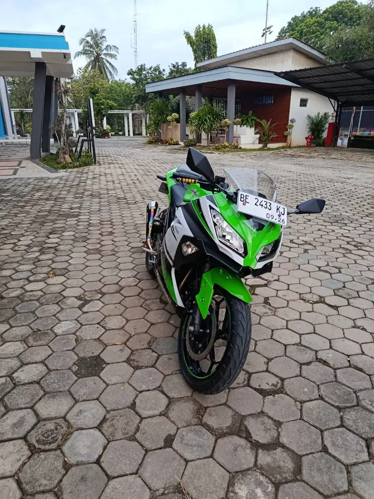 Dijual Kawasaki Ninja 300cc