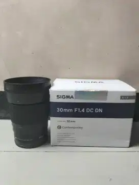 Lensa Sigma 30mm F1.4 For Canon Fullshet Box