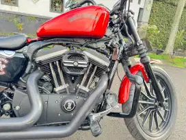 HD Sportster V-twin 883 cc