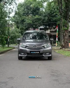 CASH TERMURAH MOBILIO 1.5 E AT 2018 HITAM MUTIARA MATIC MOBCARS