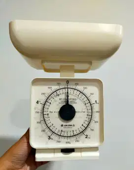Timbangan kue kitchen scale lion star
