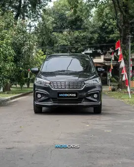 CASH TERMURAH ERTIGA GL 1.4 MT 2018 HITAM MANUAL MOBCARS