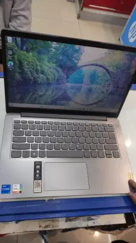 Lenovo slim 3i core i5