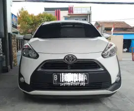 Sienta V 2016 Seperti Baru