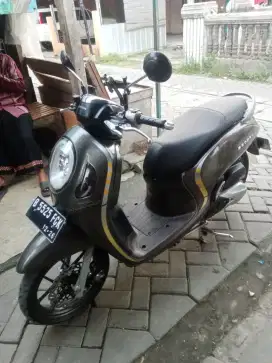 Honda scoopy 2021