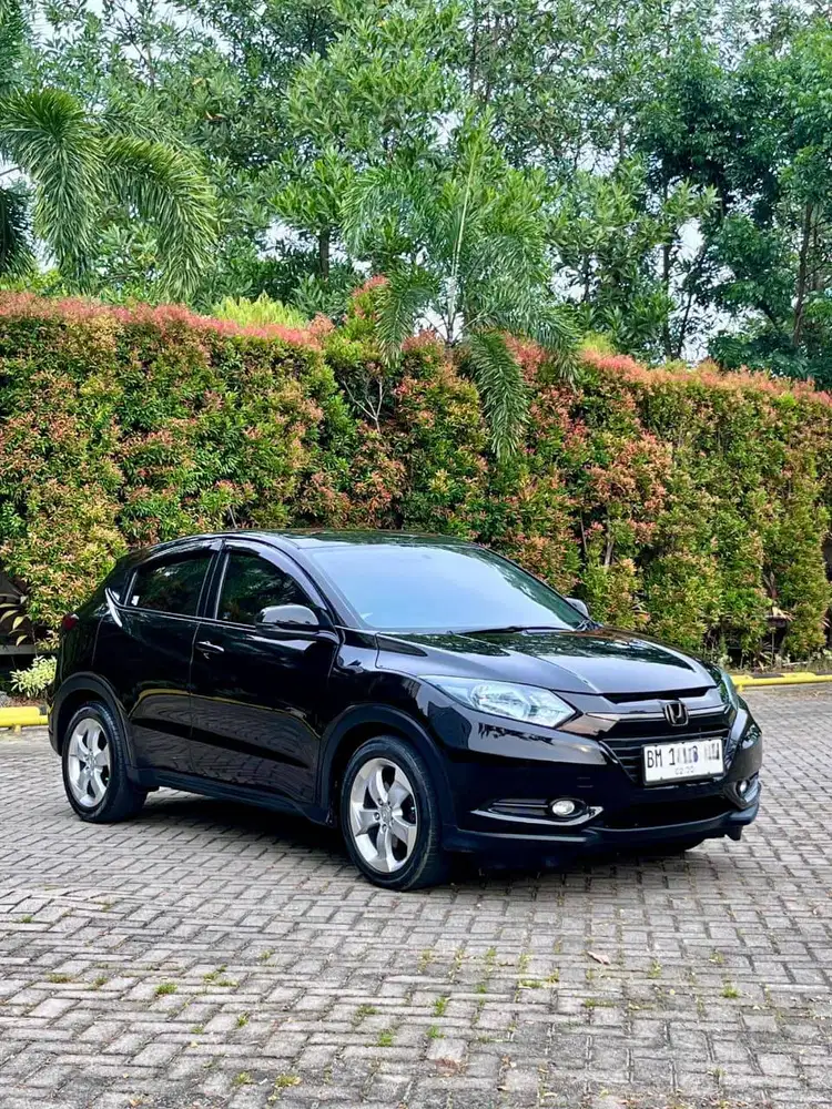 Honda HRV S Metic 2015