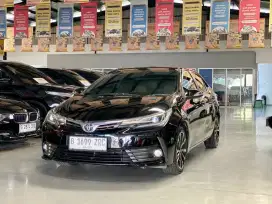 Toyota Altis v AT 2017 Hitam kondisi mulus terawat