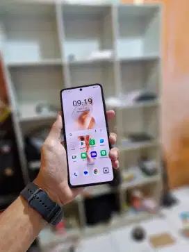 oppo find N2 flip 8/256gb