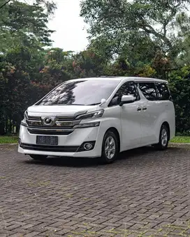(TDP 35 Juta!!) Toyota Vellfire 2.5 X 2017 CBU Alphard Voxy Serena