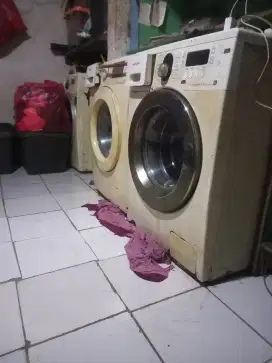 Menerima servis mesin cuci/jetpump