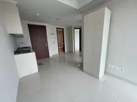 Disewa Apartemen Green Sedayu 3BR Semi Furnished, Jakarta Barat