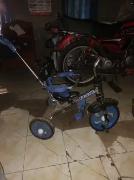 Sepeda anak bekas