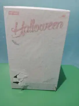 Pop mart Want to sell Halloween