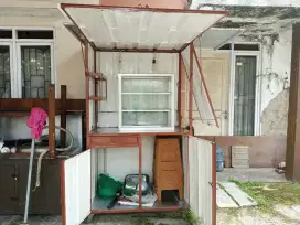 Besi rombong pakai roda