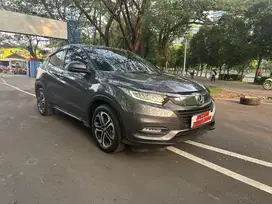 (Dp 5 jt) Honda HRV SE matic 2018 kondisi mesin body istimewa