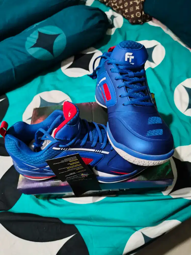 Sepatu Badminton Fellet Serie F Unit ukuran 45