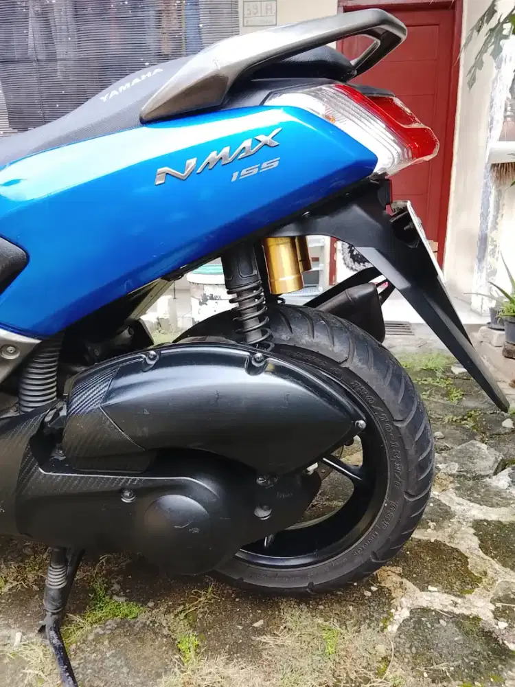 Dijual motor N max thun 2018 pemakaian 2019