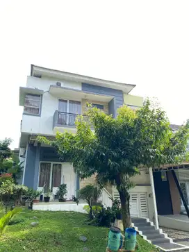 Rumah 2 lantai di delatinos bsd tangsel