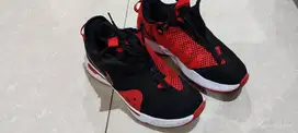 Jual sepatu Nike PG4 (second) 98% warna merah, putih, hitam
