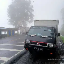 Mencari kerjaan driver mobil barang