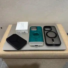 Case Spigen Adapter Charger Iphone 15 Pro