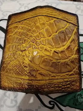 Dompet kulit pria dan wanita