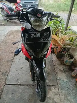 Motor Yamaha MX tahun 2012