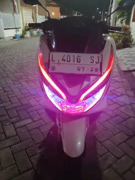 Sepeda Motor Honda PCX 2018