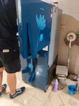 Kulkas polytron 2 pintu