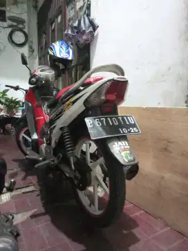 Jual Supra X 125 D Lengkap Pajak Hidup atau Cari kembalian dari matic