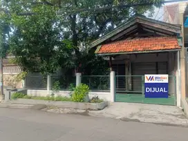 DIJUAL RUMAH SEMOLOWARU ELOK SURABAYA