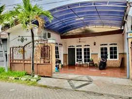 DIJUAL RUMAH BABATAN MUKTI WIYUNG MENGANTI 4KT SEMI FURNISHED MURAH