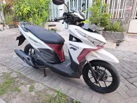 Vario jual cpt 2016 kondisi sgt bagus samsat ikt kdg cowek