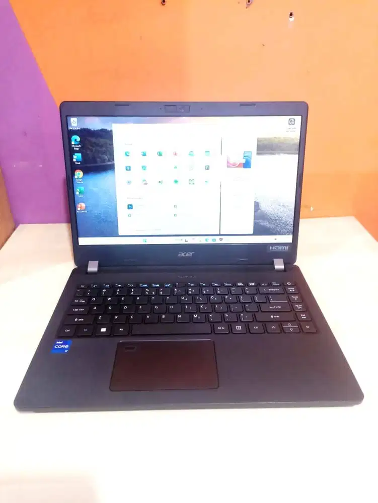 LAPTOP CORE I7 GEN 11 ACER TRAVELMATE P214
