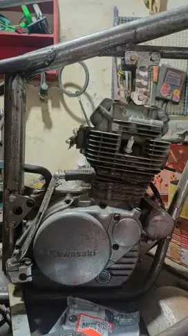 BU! Mesin Kawasaki KZ200