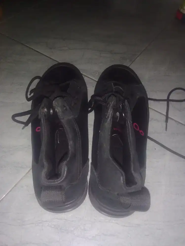 sepatu pria/wanita