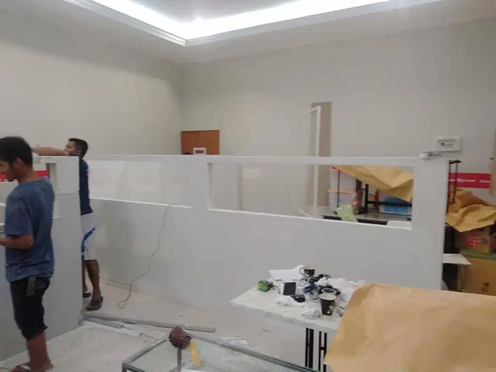 Kusen Aluminium + Pintu  Untuk Kantor + Partisi Gypsun + Sekat Kaca