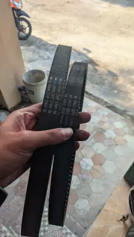 Di jual dua Van belt bekas n max new dan old