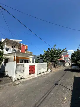 DIJUAL KOST EKSKLUSIF JALAN SUNAN KALIJAGA HANYA 100 METER DARI UIN