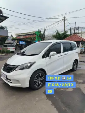 HONDA FREED 1.5 E/PSD AT' 2011