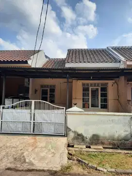 Dijual cepat MURAH rumah lt.90m di Regency Melati Mas, Serpong